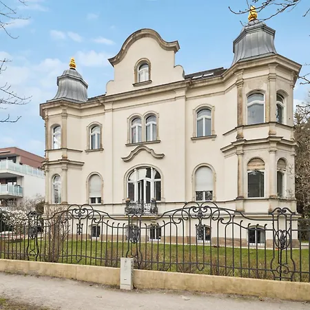 Wiener Palais Am Grossen Garten, Arbeitsplatz, Familie, 7 Pers, Smart-Tv Dresden Exterior photo